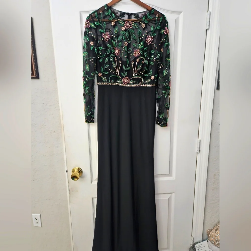 Mac Duggal 67870 Beaded Illusion High Neck Trumpet Gown SZ 6 NWOT - Picture 3 of 14